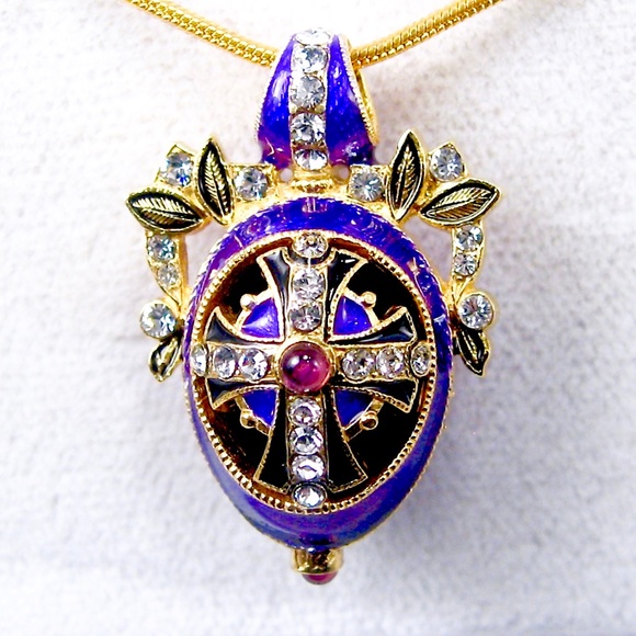 CROSS SILVER Religious Purple Enamel Faberge Egg Pendant Swarovski Garnets Gold - Picture 6 of 6